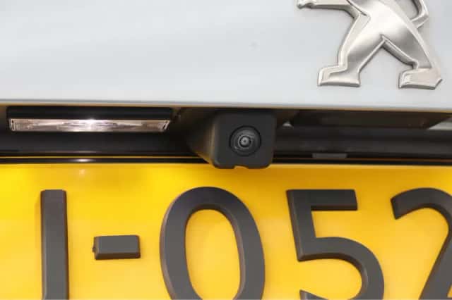 Peugeot 2008 (2020) thumbnail 10