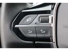 Peugeot 3008 (2024) thumbnail 25