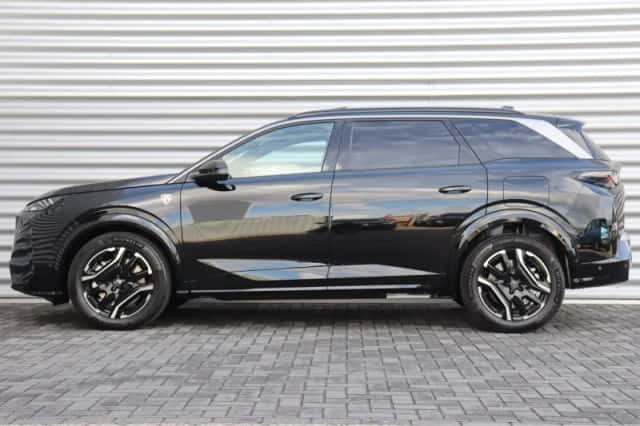 Peugeot E-5008 (2025) thumbnail 2