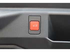 Peugeot E-5008 (2025) thumbnail 18