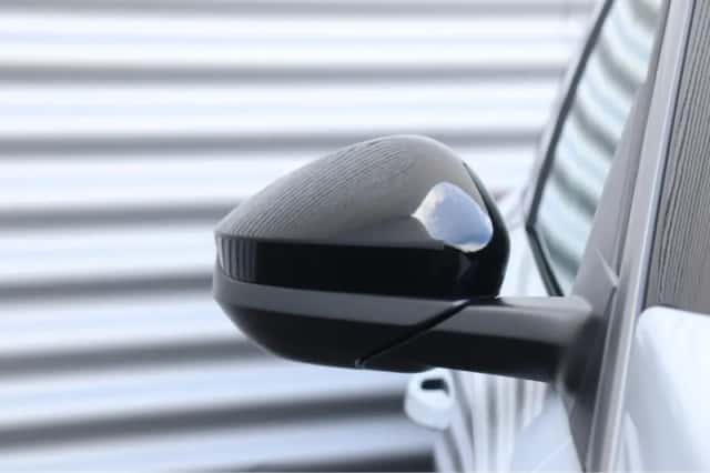 Peugeot e-3008 (2025) thumbnail 14
