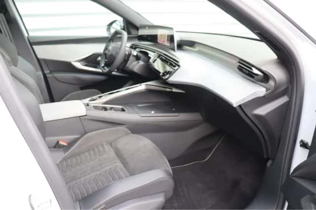 Peugeot e-3008 (2025) thumbnail 23