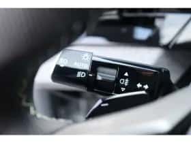 Peugeot e-3008 (2025) thumbnail 28