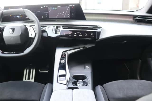 Peugeot e-3008 (2025) thumbnail 36