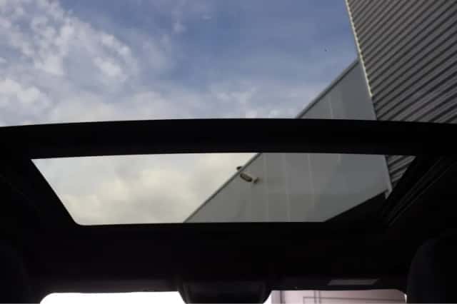 Peugeot e-3008 (2025) thumbnail 37