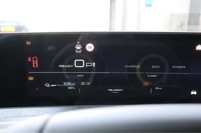 Peugeot e-3008 (2025) thumbnail 39