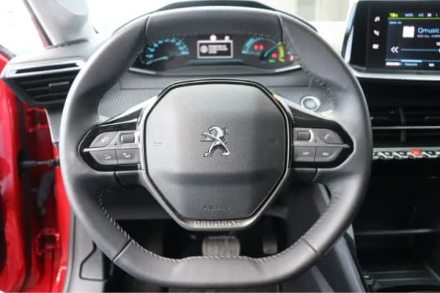 Peugeot e-208 (2022) thumbnail 27