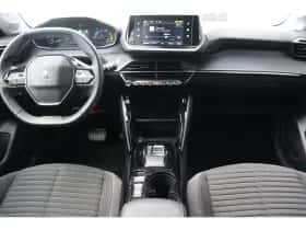 Peugeot e-208 (2022) thumbnail 32
