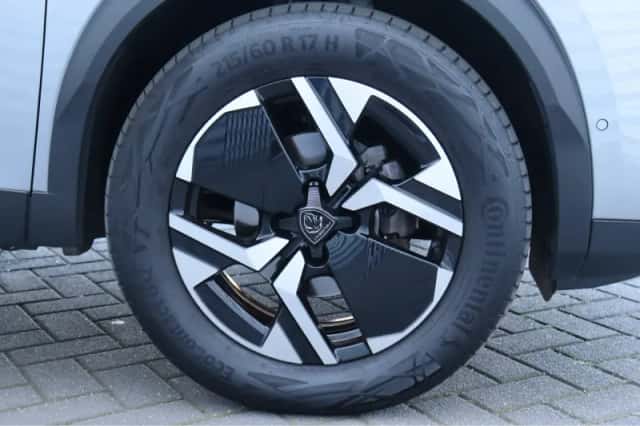 Peugeot 2008 (2024) thumbnail 12