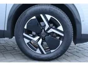 Peugeot 2008 (2024) thumbnail 12