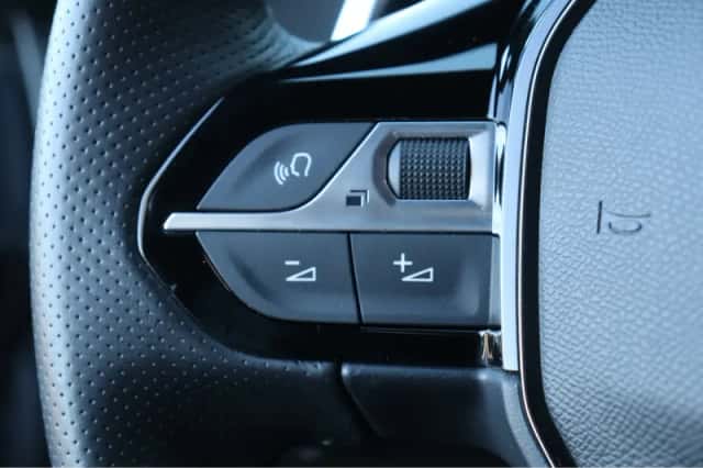 Peugeot 2008 (2024) thumbnail 28
