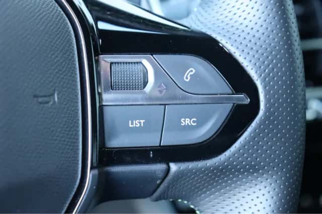 Peugeot 2008 (2024) thumbnail 30