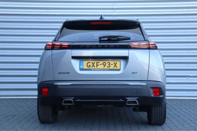 Peugeot 2008 (2024) thumbnail 8
