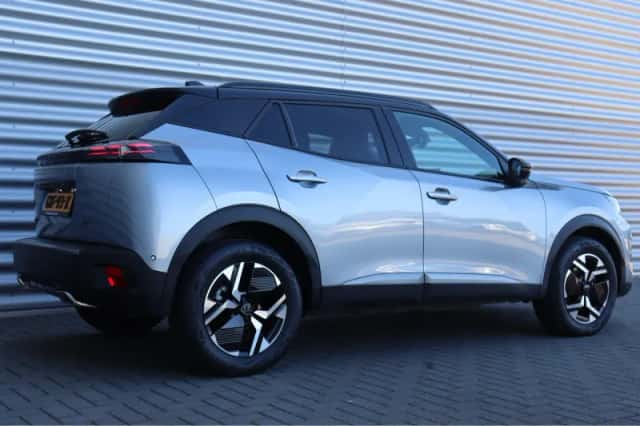 Peugeot 2008 (2024) thumbnail 9