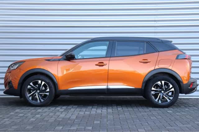 Peugeot 2008 (2020) thumbnail 2