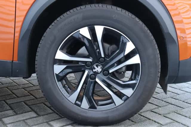 Peugeot 2008 (2020) thumbnail 12