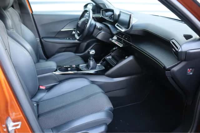 Peugeot 2008 (2020) thumbnail 22