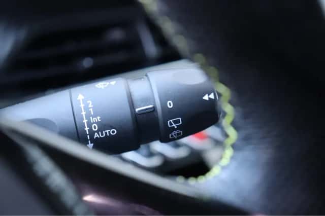 Peugeot 2008 (2020) thumbnail 30