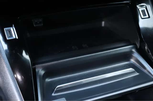 Peugeot 2008 (2020) thumbnail 38