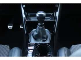 Peugeot 2008 (2020) thumbnail 39