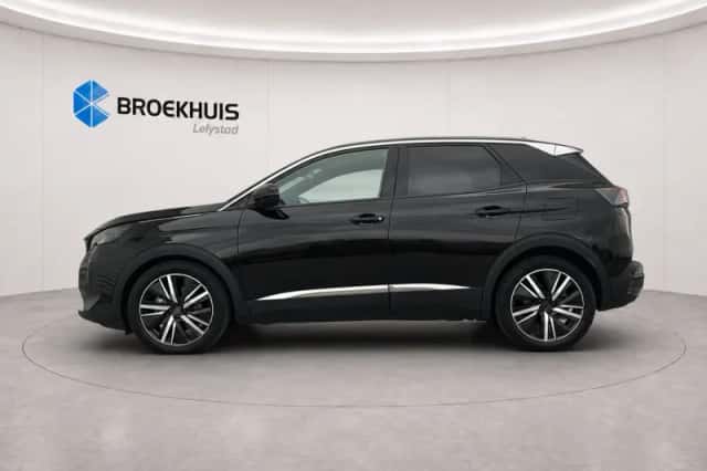 Peugeot 3008 (2024) thumbnail 2