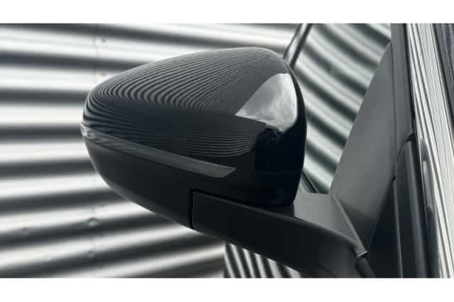 Peugeot 3008 (2024) thumbnail 14
