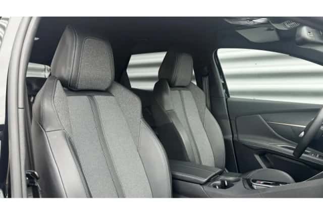 Peugeot 3008 (2024) thumbnail 19