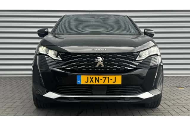 Peugeot 3008 (2024) thumbnail 5