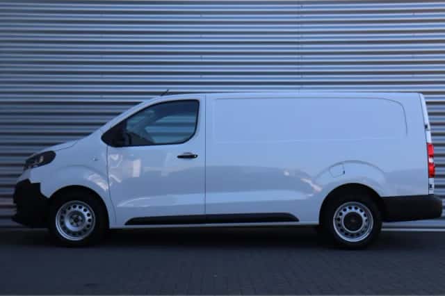 Peugeot Expert (2024) thumbnail 2