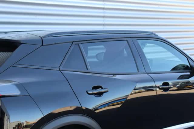 Peugeot e-2008 (2023) thumbnail 11