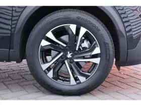 Peugeot e-2008 (2023) thumbnail 12
