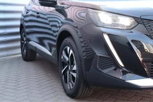 Peugeot e-2008 (2023) thumbnail 14