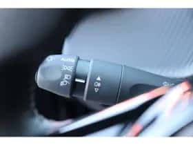 Peugeot e-2008 (2023) thumbnail 23