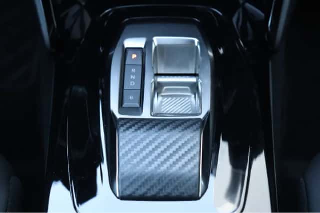 Peugeot e-2008 (2023) thumbnail 36