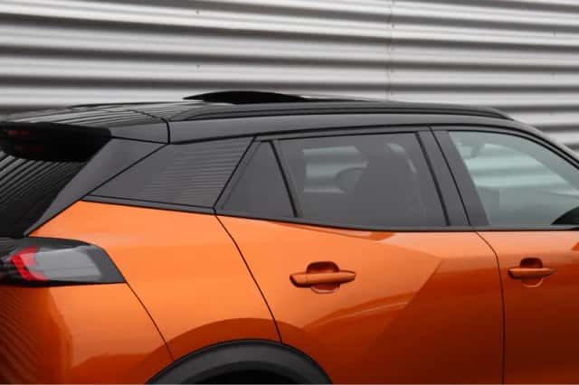 Peugeot 2008 (2021) thumbnail 11