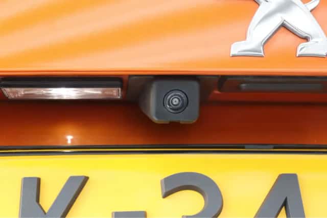 Peugeot 2008 (2021) thumbnail 15