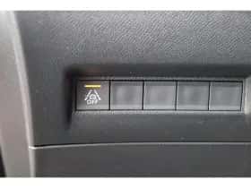 Peugeot 2008 (2021) thumbnail 21