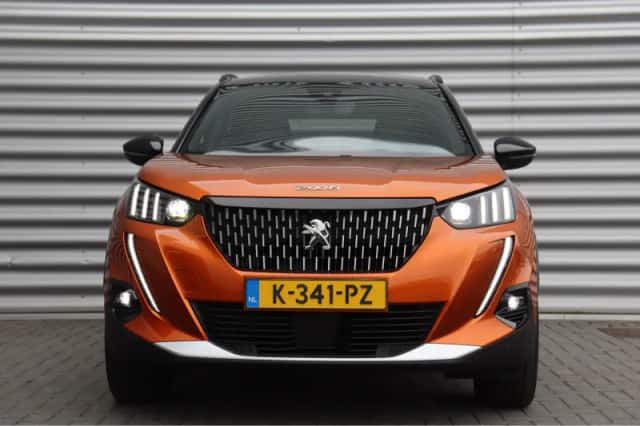 Peugeot 2008 (2021) thumbnail 5