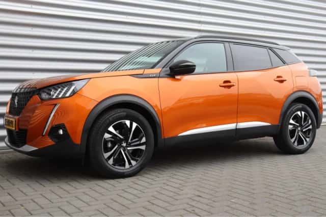 Peugeot 2008 (2021) thumbnail 6