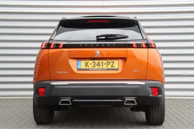 Peugeot 2008 (2021) thumbnail 8
