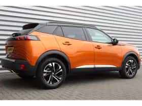 Peugeot 2008 (2021) thumbnail 9