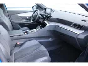 Peugeot 3008 (2021) thumbnail 23