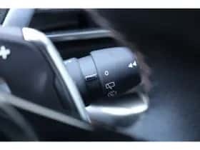 Peugeot 3008 (2021) thumbnail 31