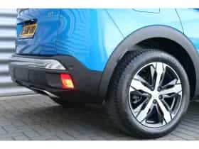Peugeot 3008 (2021) thumbnail 10