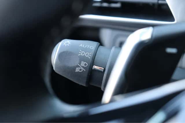 Peugeot 3008 (2022) thumbnail 24