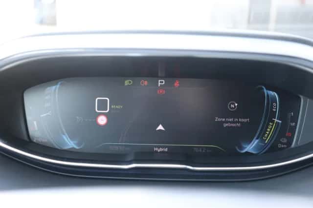 Peugeot 3008 (2022) thumbnail 26