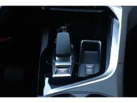 Peugeot 3008 (2022) thumbnail 37