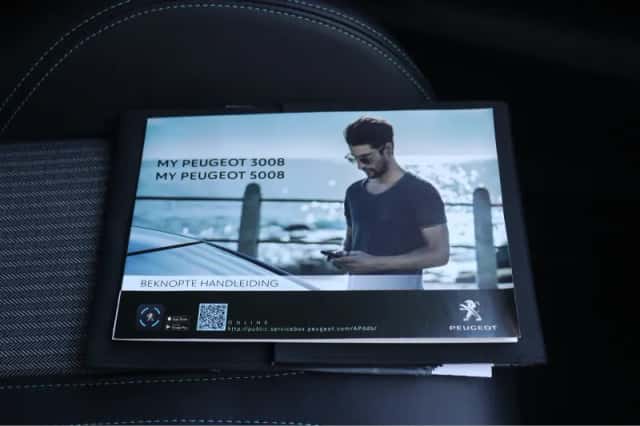 Peugeot 3008 (2022) thumbnail 39