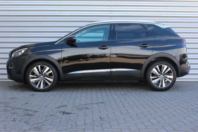 Peugeot 3008 (2019) thumbnail 2