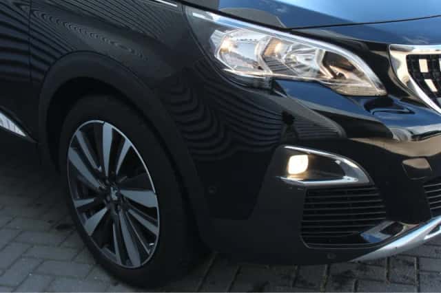 Peugeot 3008 (2019) thumbnail 13